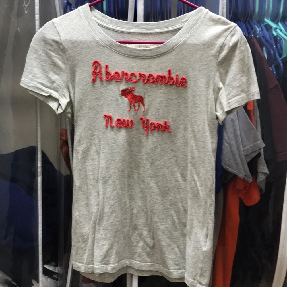 Abercrombie and Fitch t shirt